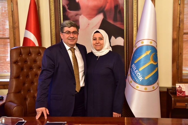 Bilecik Belediye Başkanı Nihat Can’ın İlk İsteği Mehmetçik Vakfına Bağış