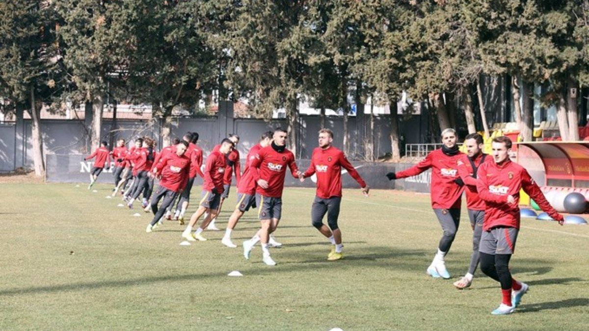 Galatasaray’ın Antalya kamp kadrosu belirlendi