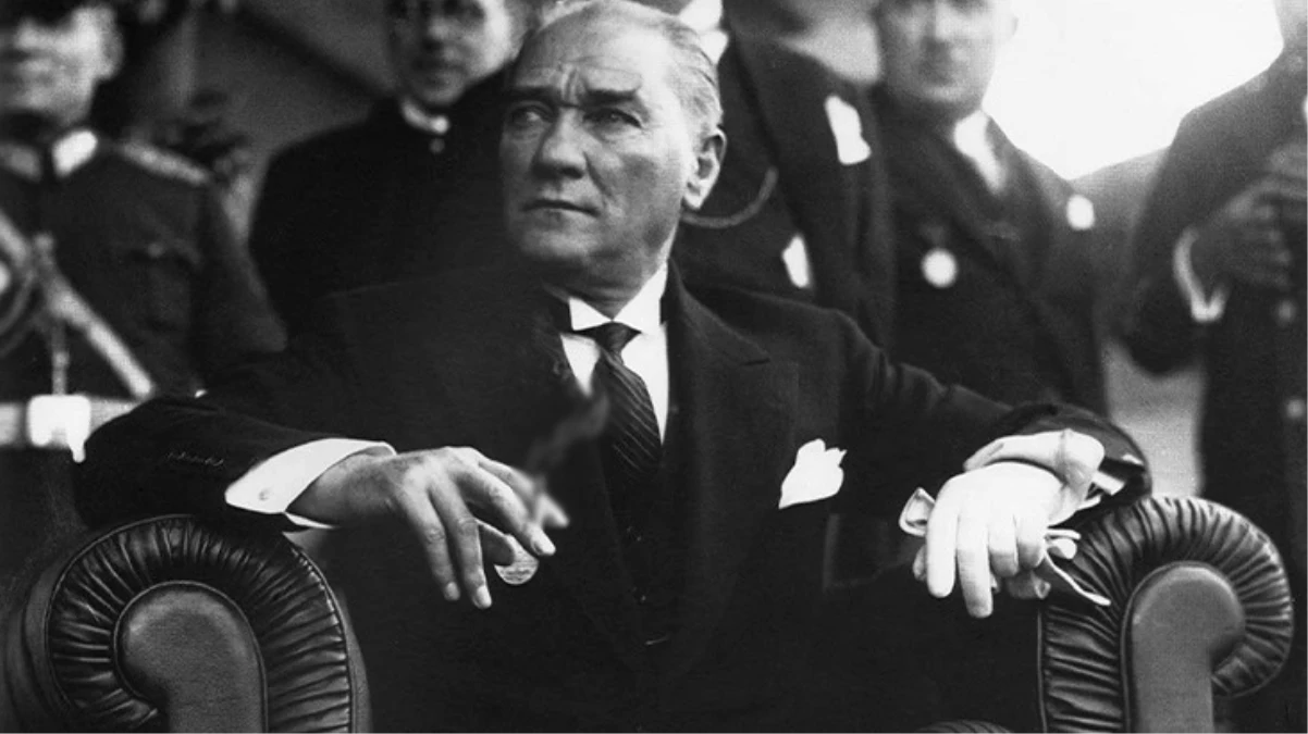 Ulu Lider Mustafa Kemal Atatürk’ü ortamızdan ayrılışının 85. yıl dönümünde sevgi, hürmet ve hasretle anıyoruz