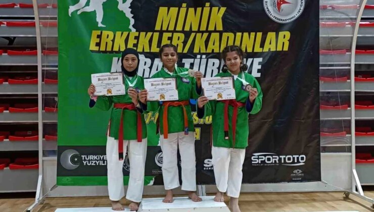 Bilecikli Sportmenler Kuraş Şampiyonasında Madalyalarla Döndü
