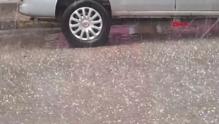 İstanbul’da beklenen sağanak ve dolu yağışı başladı! Feci imgeler geliyor