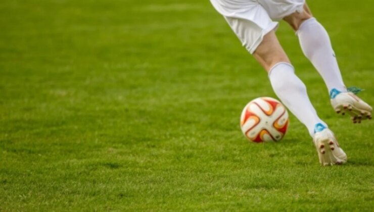 Ümraniyespor Çorum FK maçı ne vakit, hangi kanalda? Ç.Rizespor Başakşehir maçını hangi kanal veriyor, CANLI nereden izlenir?