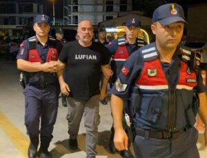 Ünlü direktör Ezel Akay uyuşturucu operasyonunda gözaltına alındı